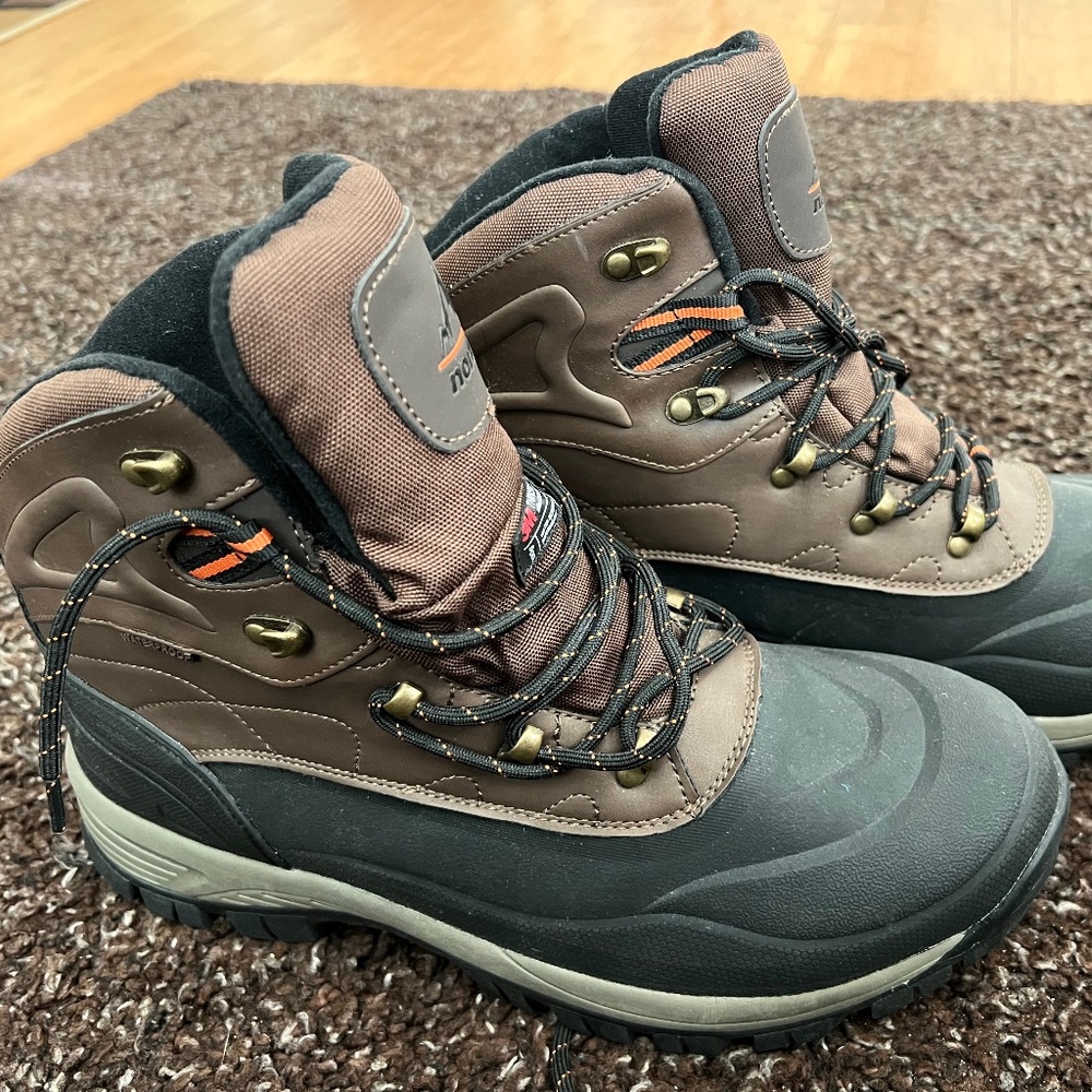 NEW: NORTIV 8 Men's Insulated Waterproof boots - size 13